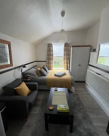 New Luxury Apartment - Cradley Heath - 2Mh - Parking - Netflix - Top Rated Birmingam Exterior foto