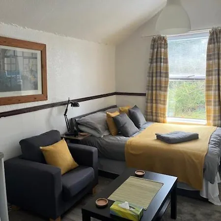New Luxury Apartment - Cradley Heath - 2Mh - Parking - Netflix - Top Rated Birmingam Exterior foto