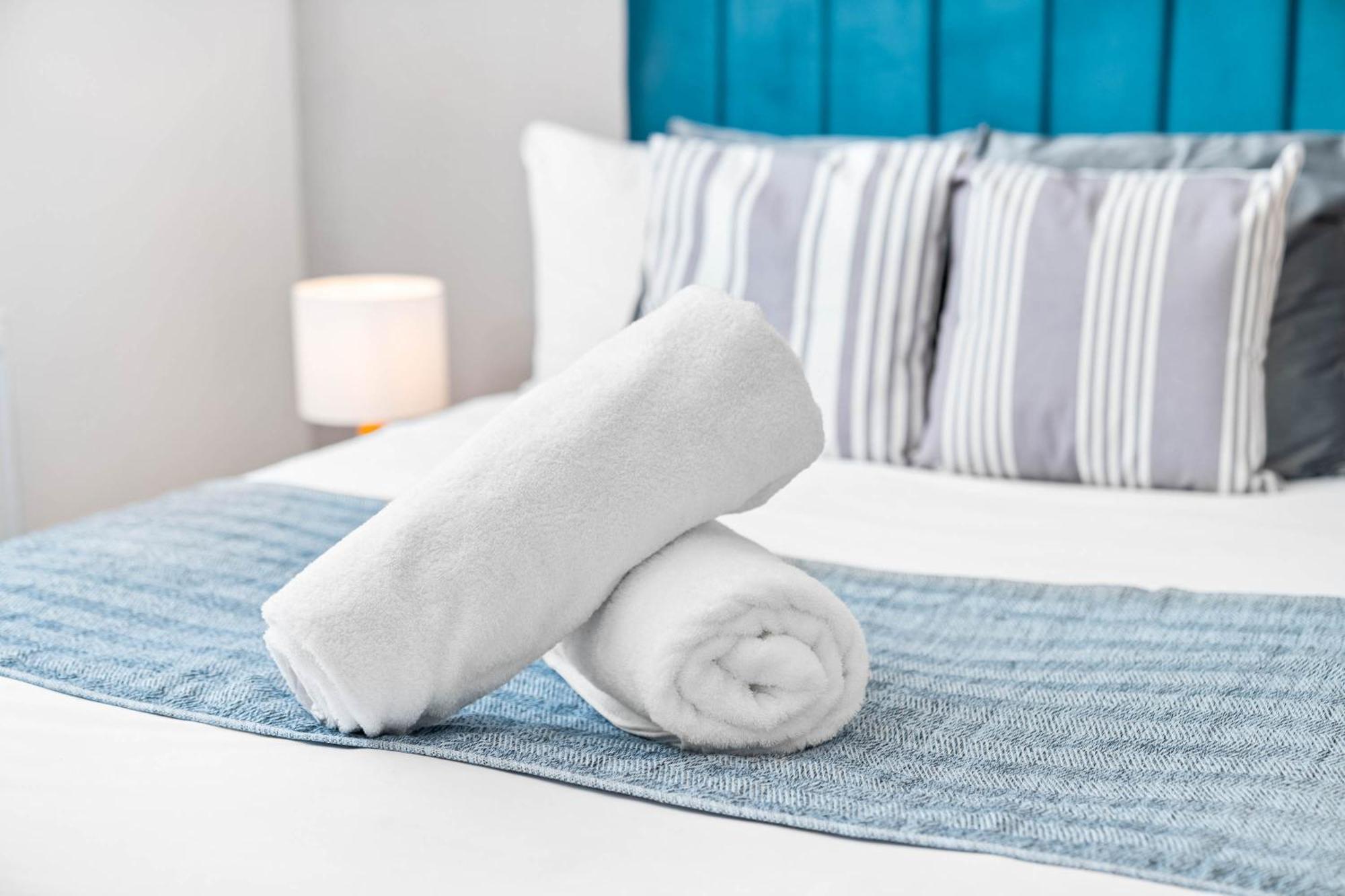 New Luxury - Cradley Heath - 2mh - Parking - Netflix - Rated Apartamento *