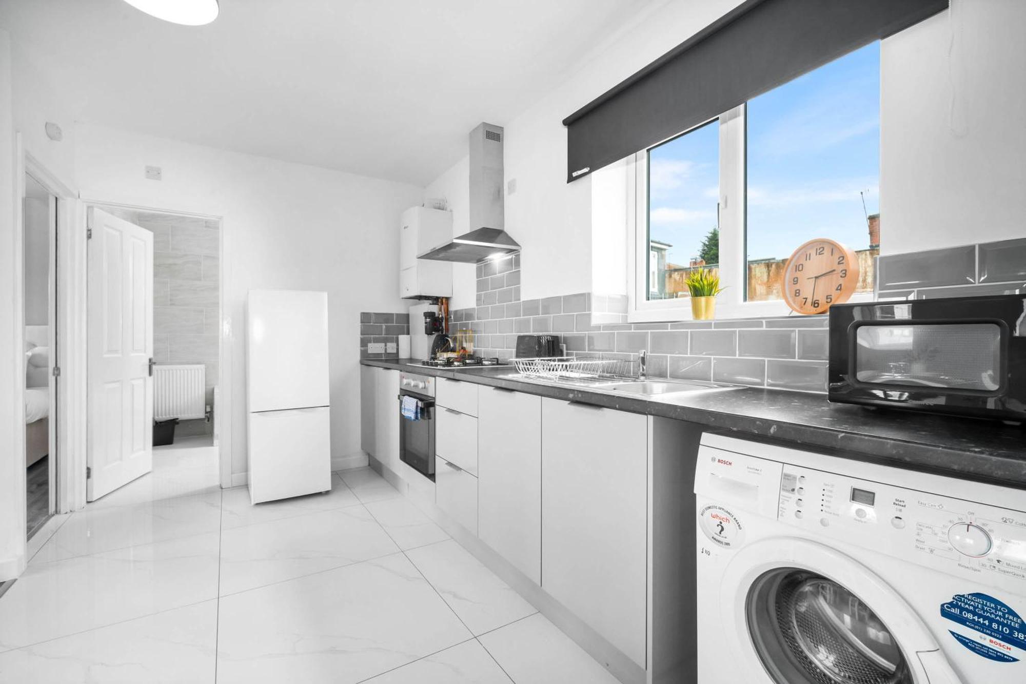 Apartment New Luxury - Cradley Heath - 2mh - Parking - Netflix - Rated *